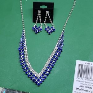 Necklace set blue rhinestone, new